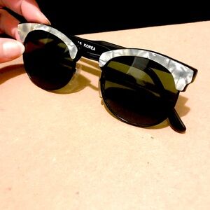 Unique Mother of Pearl Handcrafted Sunnies 😎